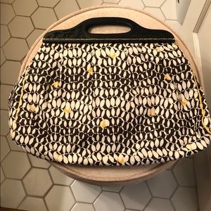 Canvas purse with wooden handles